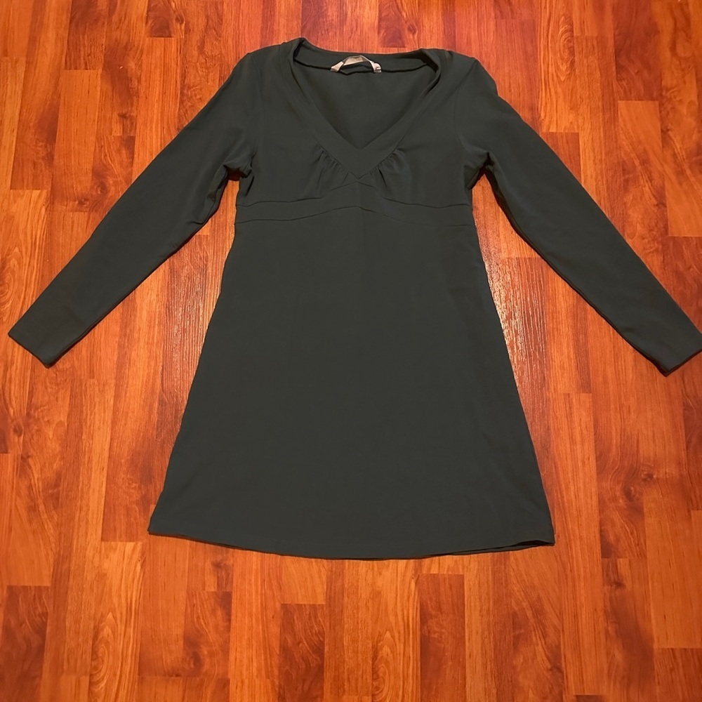 Athleta Hunter Green Long Sleeve Dress Size Medium Petite - Picture 2 of 8